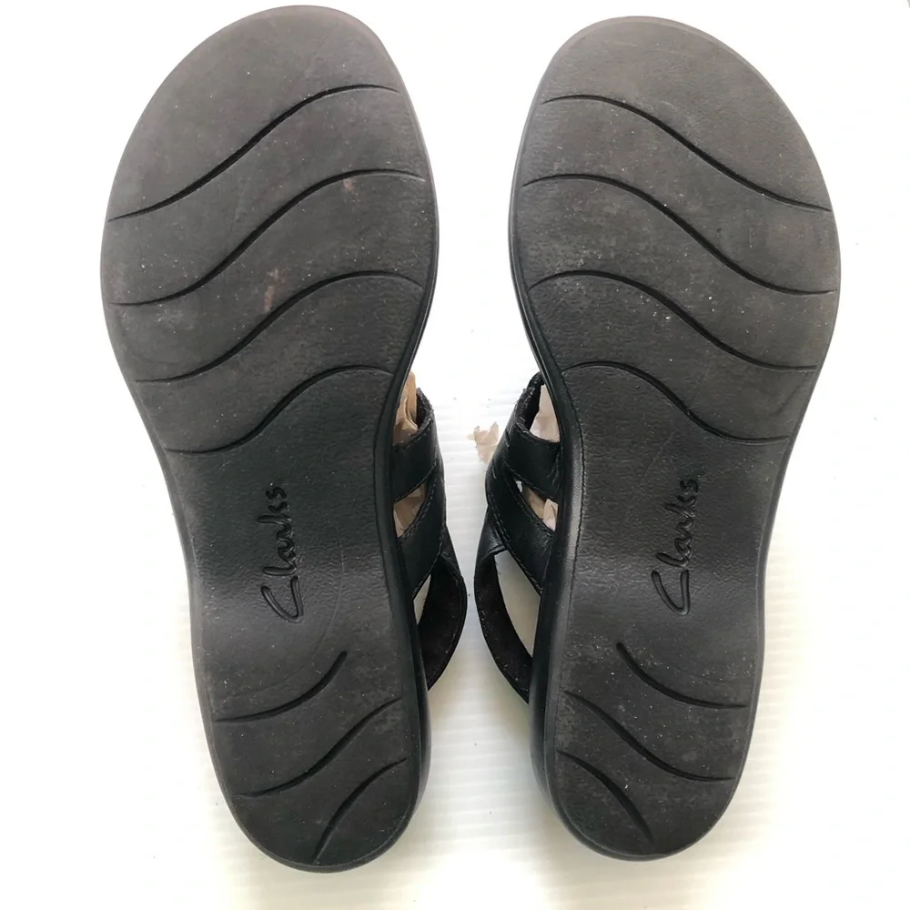 Clarks Women’s Leisa Claytin Black Floral Leather Slingback Sandals size 9.5